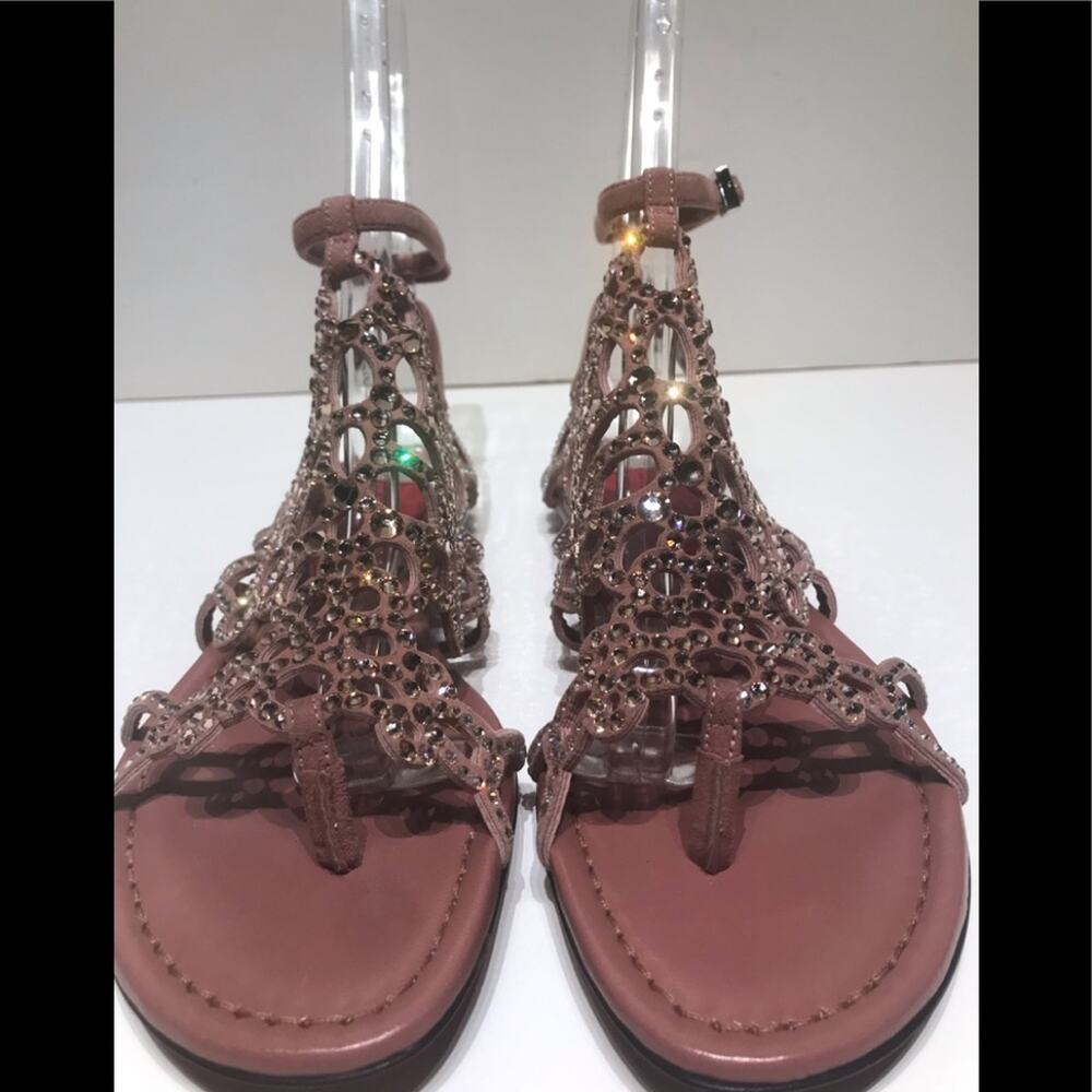 Cesare Paciotti light pink flat Swarovski sandal